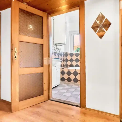 vstup do koupelny byt Karlovy Vary Rybáře
