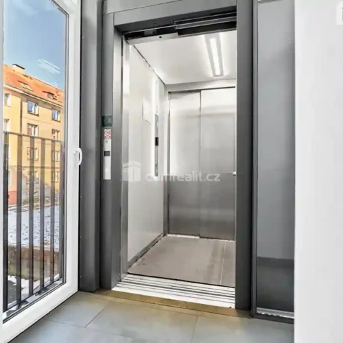 nový výtah v domě Karlovy Vary