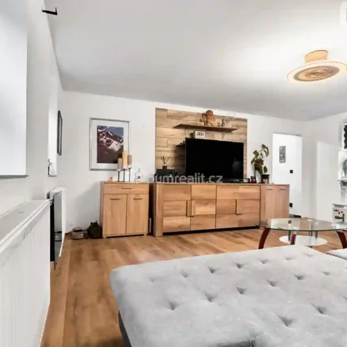 obývací pokoj rodinný dům Oloví Sokolov