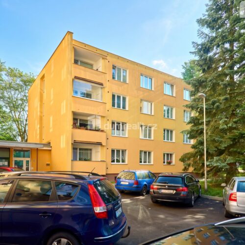 Prodej bytu Sokolov - pohled z venčí